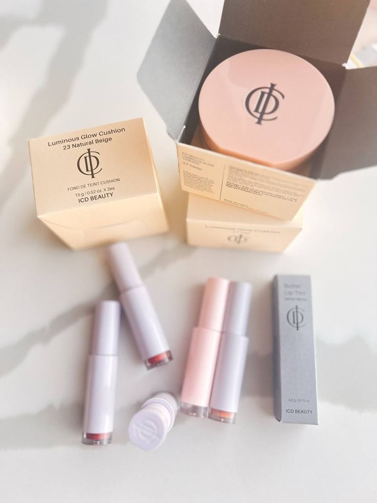 Luminous glow cushion and lip tint set